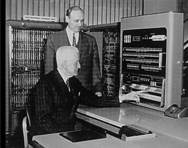 SE CREA LA PRIMERA IMPRESORA