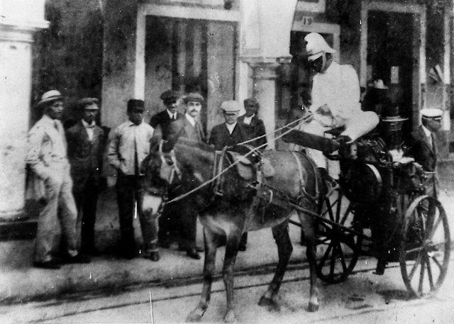 EL CARRO DE BOMBEROS