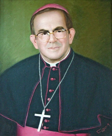 Monseñor Isaias Duarte Cancino llega a Cali.