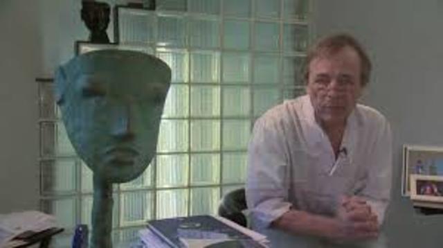 Dr. Bernard Devauchelle