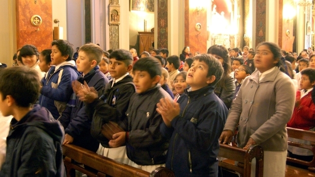 Se deroga la Ley Nacional de Educación 26.206