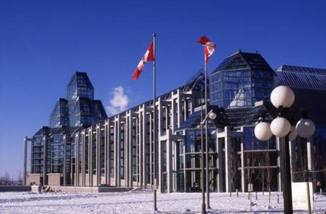 la Biblioteca Nacional de Ciencia de Canadá