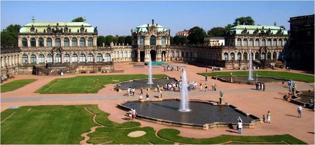 Federico Augusto di Sassonia(il Forte)-Zwinger