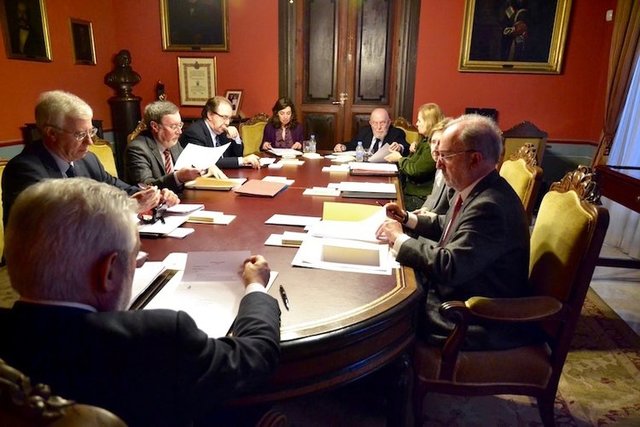 Primera sesión de la Junta de Gobierno