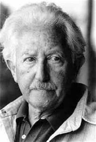 Erik Erikson (1902-1994)