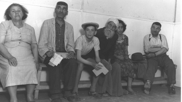 Jews get kicked out of Jeruselem