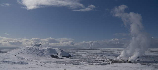 First Greenhouse from Geothermal Energy