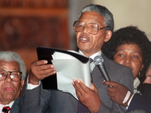 CE-  Mandela is moved to pollsmoor prison