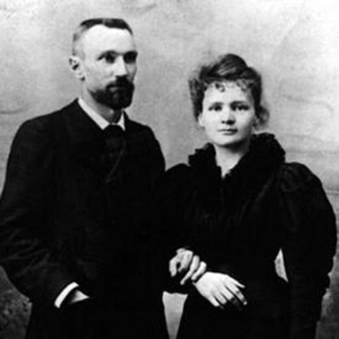 ME - Marries Pierre Curie