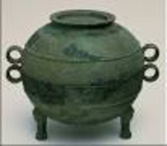 Three-Legged Ting with Cover