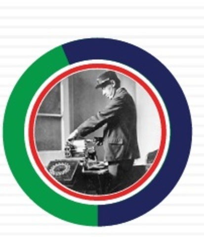 La Secretaría de Comunicaciones y Obras Públicas decide unir en una sola las Direcciones de Correos y Telégrafos