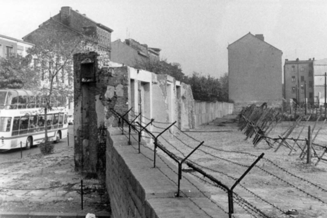 LEVANTAMIENTO DEL MURO