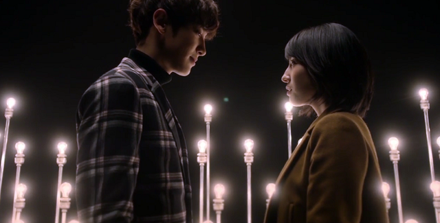 Foi lançado mais um single de natal- "For Life"