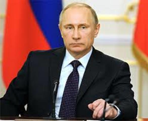 2000 Vladimir Putin electo presidente de Rusia