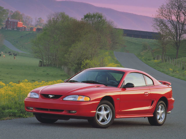 Ford Mustang (4th generation)