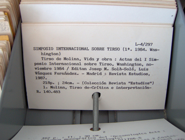 Impresión de tarjetas bibliográficas