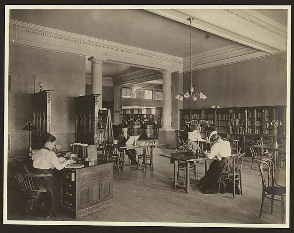 Primera escuela de Bibliotecarios