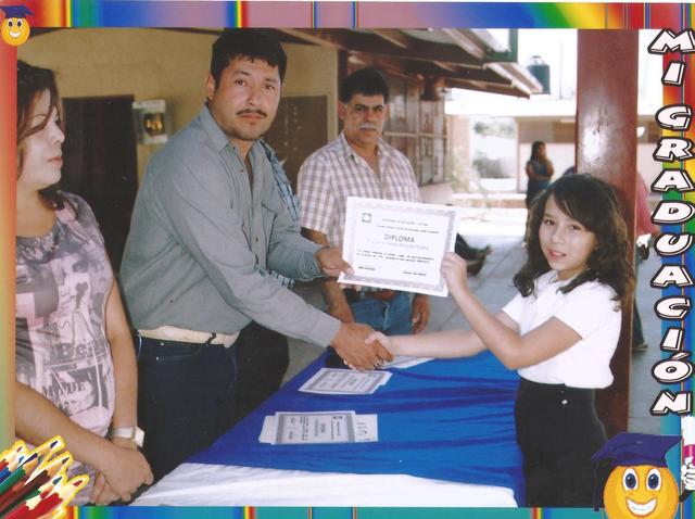 Reconocimiento de primer lugar en 4to grado de primaria