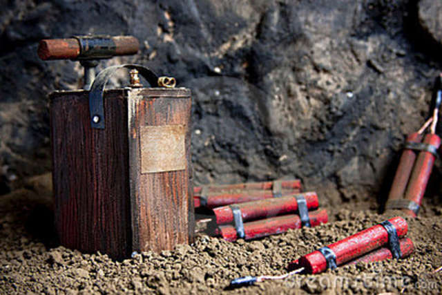 Nobel inventa la dinamite