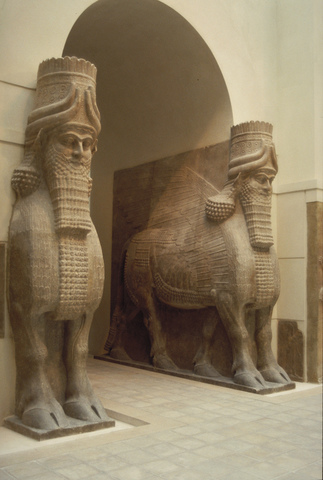 Sargon takes over Mesopotamia