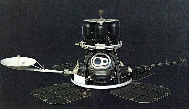 Lunar Orbiter 1