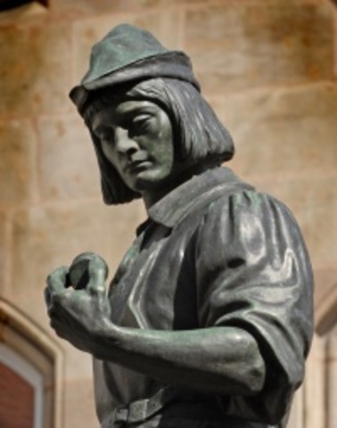 Peter Henlein invented the first portable pocket-sized clock