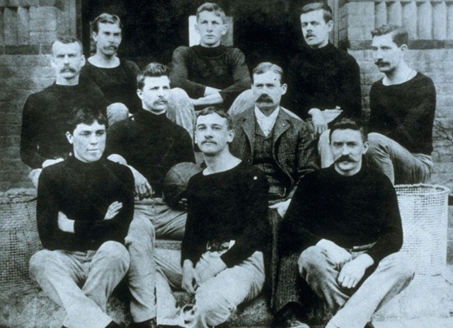 primer equipo de baloncesto