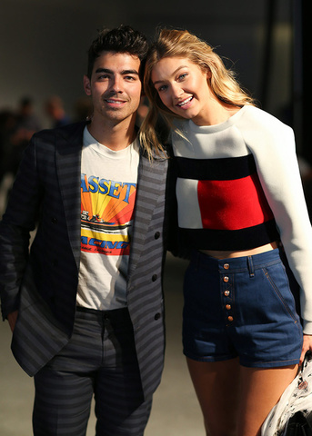 Relación con Joe Jonas