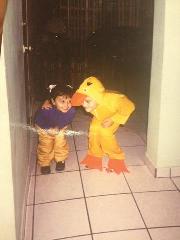 Mis 3 años 7 meses con mi hermano mayor