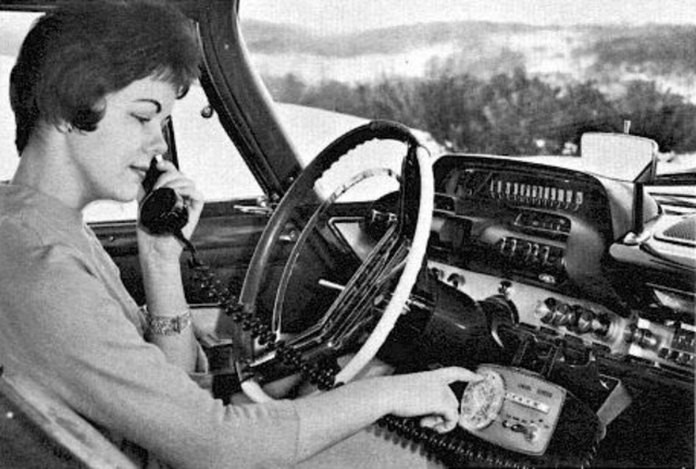 First car that has a mobile telephone system