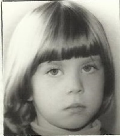 She studied at the school "Las Francesas" in Valladolid