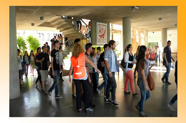 Participar en actividades extracurriculares