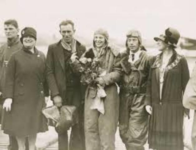 First Woman to Fly Across the Atlantic Ocean - Atlantic Ocean (ME+CE)