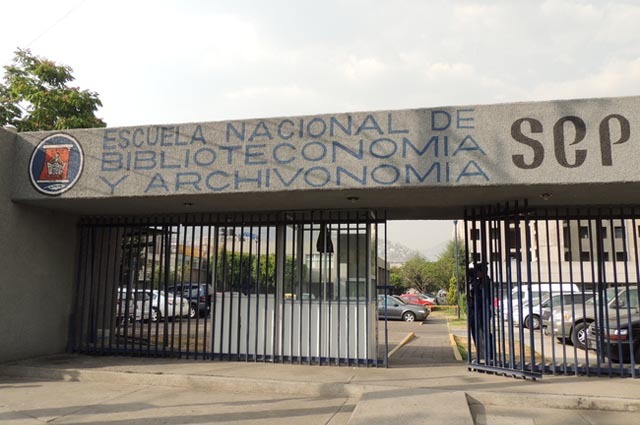 Escuela Nacional de Biblioteconomía y Archivonomía