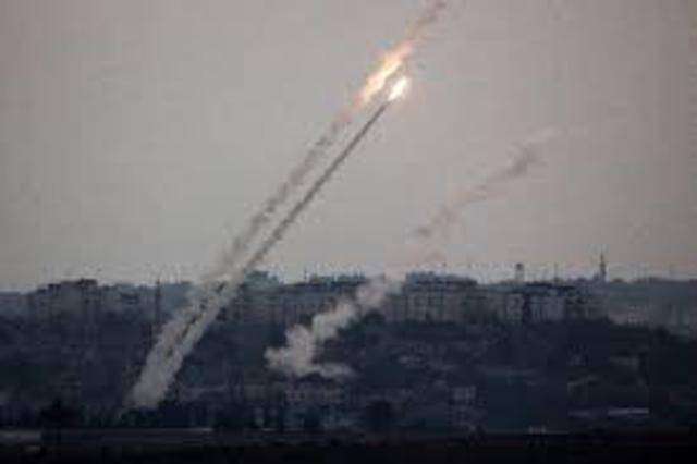 Palestinians in Gaza Fire 60 Rockets into Israel