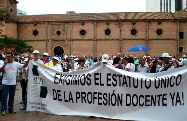 Decreto de profesionalización docente  / Decreto 1278