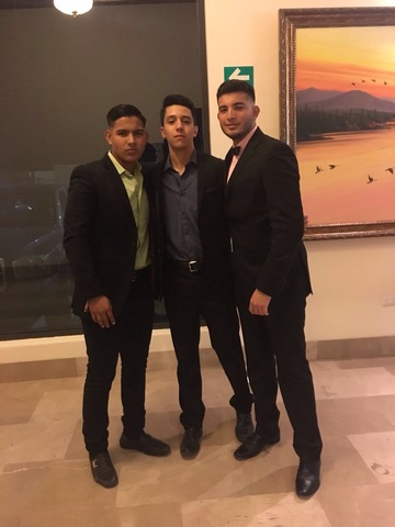 XV con mis primos