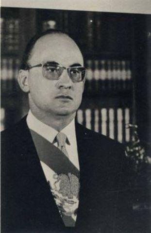 LUIS ECHEVERRIA ALVAREZ  (1970-1976)