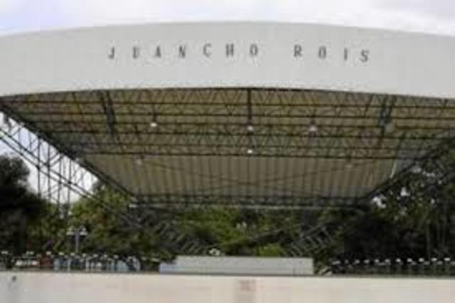 PLAZA DE SANJUAN DEL CESAR