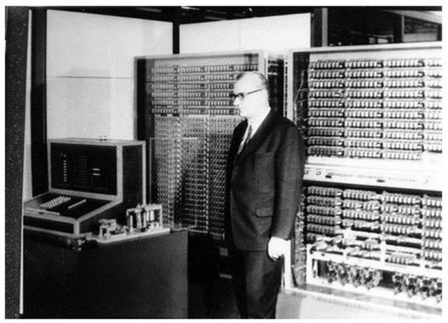 Computadora 1era Generación Z3