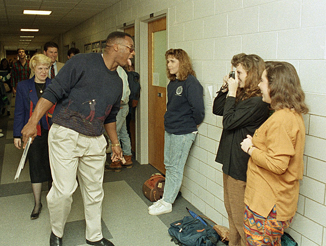 Picture of Bo revisiting Auburn University