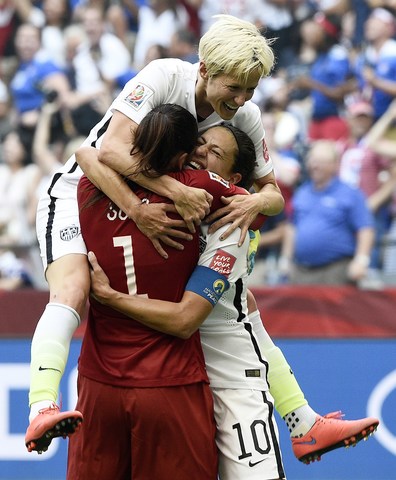 Hope Solo celebrates a victory in the World Cup