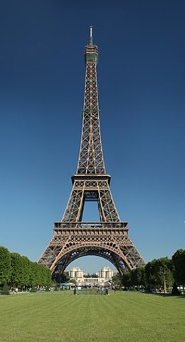 La Torre Eiffel, una mostra de l'arquitectura del ferro del s.XIX