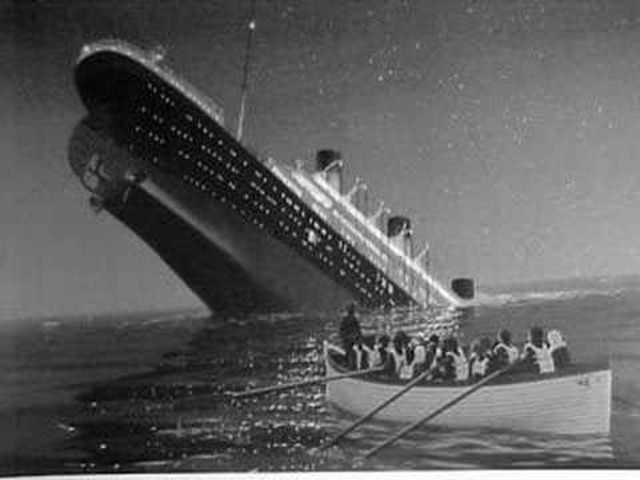 Hundimiento del Titanic
