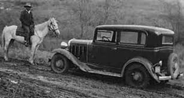 single-cylinder four-stroke engine that ran on stove gas