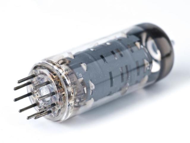 El transistor es patentado