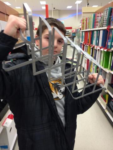 El doctor me puso frenillas.