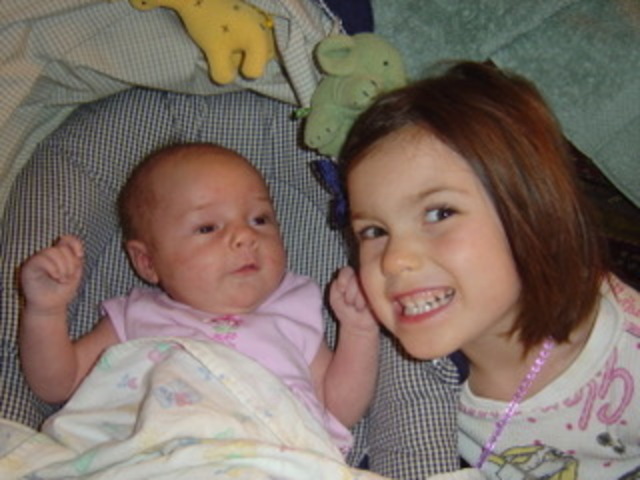 Mi hermana menor nació en Cleveland, Ohio.