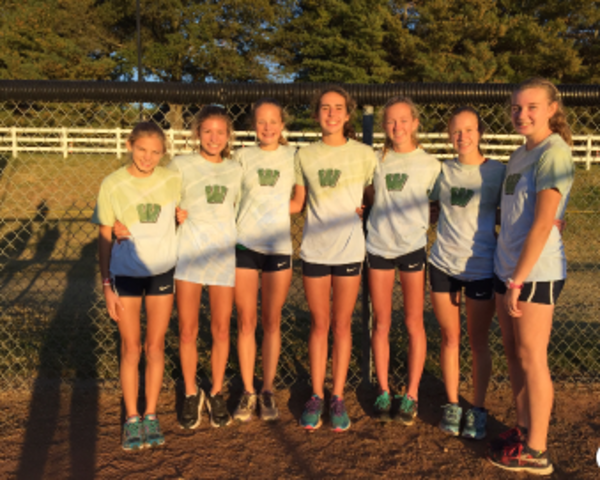 Yo corrí con mis amigas en una gran carrera. Supimos que ganamos!