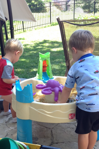 Vine a mi primero trabajo, miré los niños!